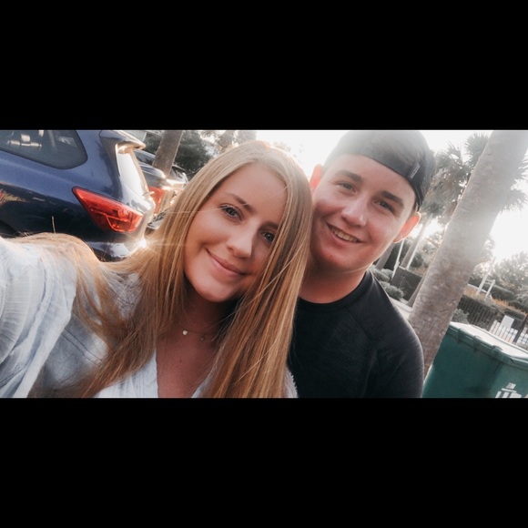 Meet your Posher, Emma kate - Picture 2 of 2